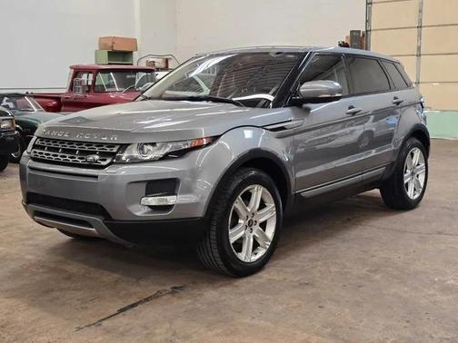 Indus Silver 2013 Land Rover Range Rover Evoque Pure Plus