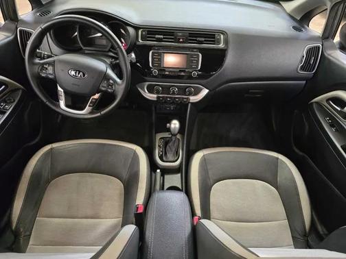 Platinum Graphite 2016 Kia Rio EX