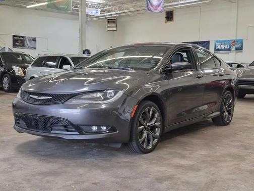 Granite Crystal Metallic Clearcoat 2015 Chrysler 200 S