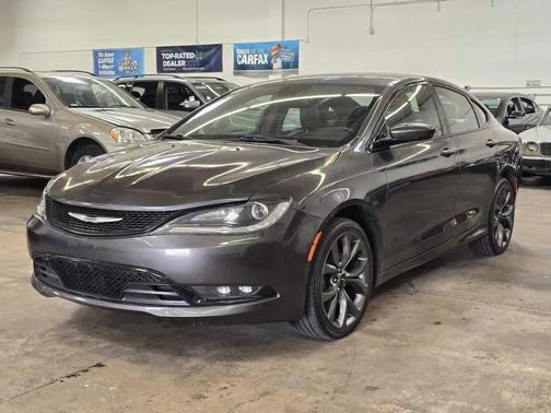 Granite Crystal Metallic Clearcoat 2015 Chrysler 200 S