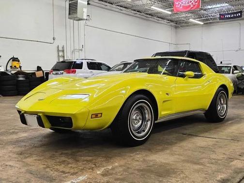 1977 Chevrolet Corvette 350 V8 T-tops