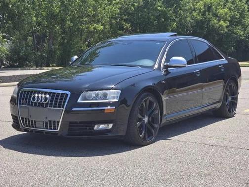 2009 Audi S8 5.2 quattro