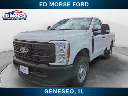 Oxford White 2027 Ford F-350 XL