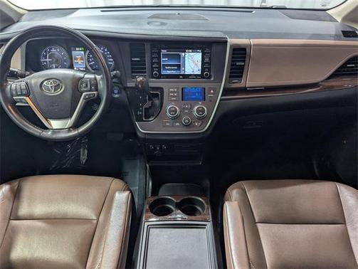 2020 Toyota Sienna Limited