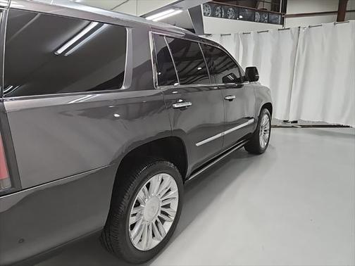 2018 Cadillac Escalade Premium Luxury