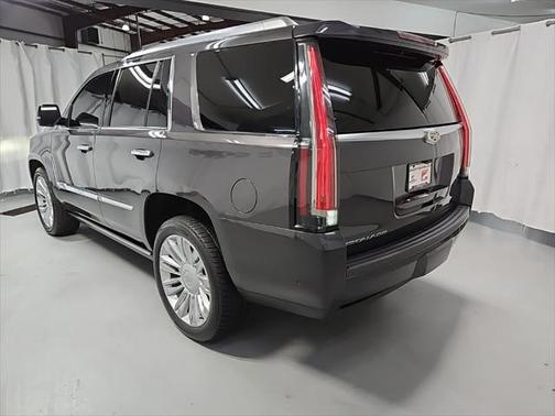 2018 Cadillac Escalade Premium Luxury