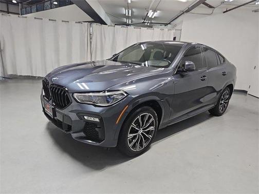 2021 BMW X6 M50i