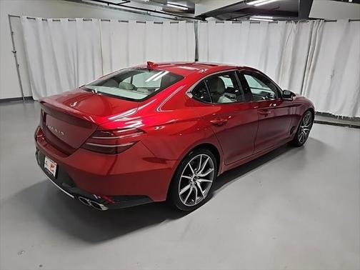2023 Genesis G70 2.0T RWD