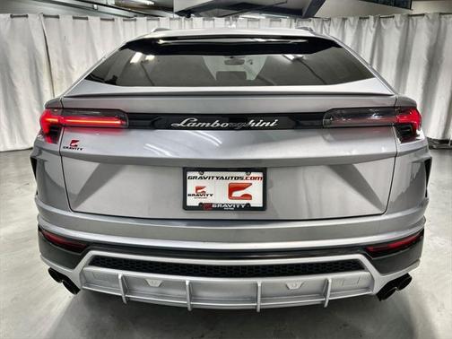 2019 Lamborghini Urus Base