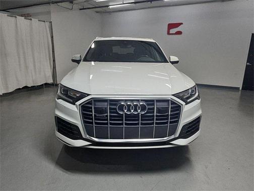 2023 Audi Q7 45 Premium Plus