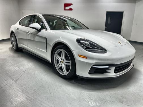 2020 Porsche Panamera 4