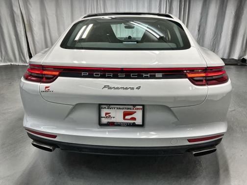 2020 Porsche Panamera 4