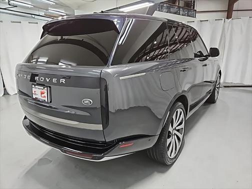 2023 Land Rover Range Rover P400 SE