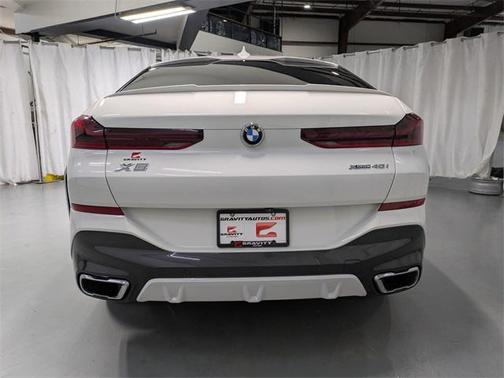 2021 BMW X6 xDrive40i