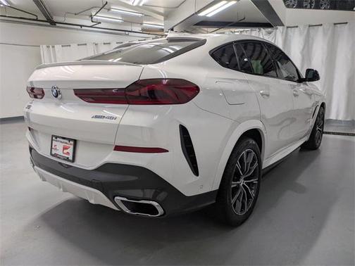 2021 BMW X6 xDrive40i