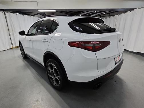 2022 Alfa Romeo Stelvio Sprint