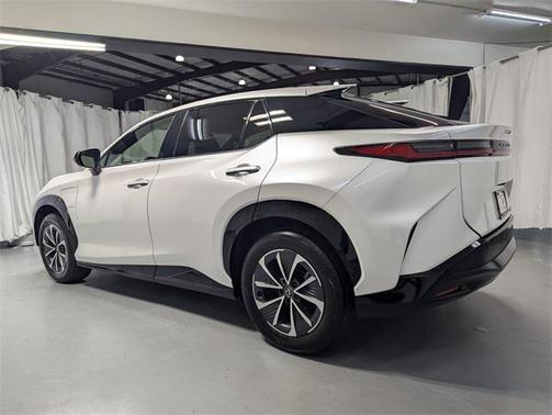 2024 Lexus RZ 300e Premium