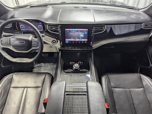 2022 Jeep Wagoneer Series III 4x2