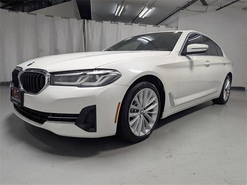 2022 BMW 530 i