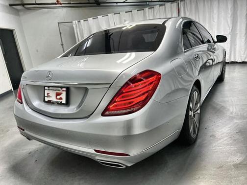 2015 Mercedes-Benz S-Class S 550