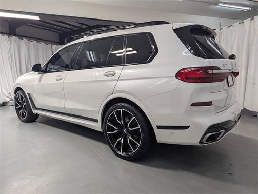 2022 BMW X7 xDrive40i