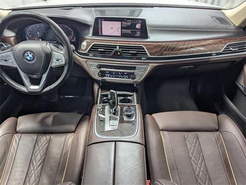 2020 BMW 750 i xDrive