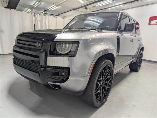 2021 Land Rover Defender 110 SE