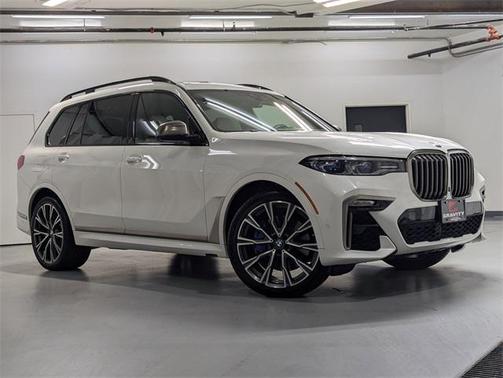2021 BMW X7 M50i
