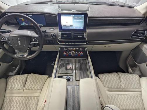 2020 Lincoln Navigator Black Label