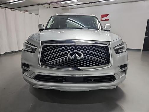 2021 INFINITI QX80 Luxe