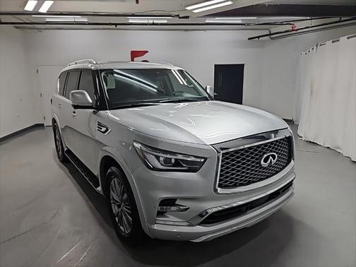 2021 INFINITI QX80 Luxe