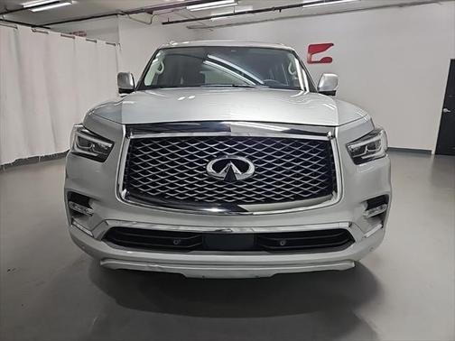 2021 INFINITI QX80 Luxe