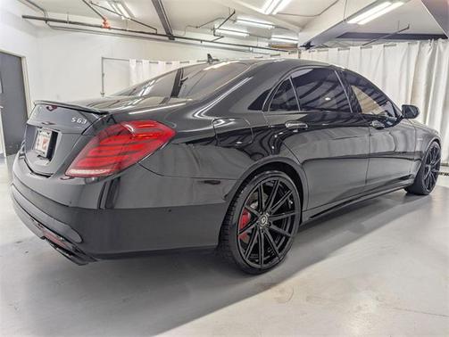 2017 Mercedes-Benz AMG S 63 4MATIC