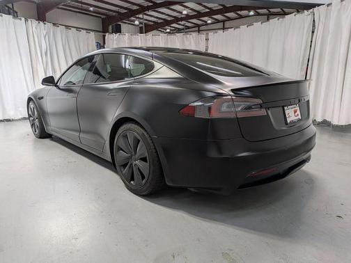 2021 Tesla Model S Plaid