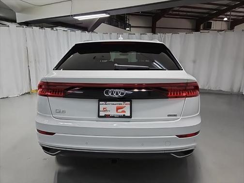 2019 Audi Q8 3.0T Premium Plus