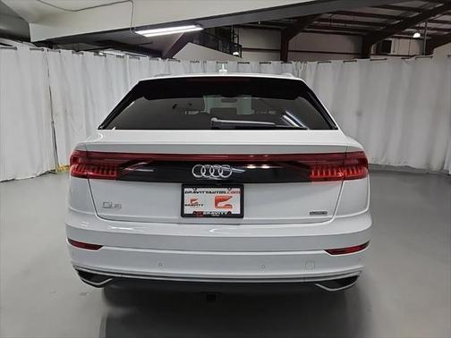 2019 Audi Q8 3.0T Premium Plus