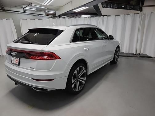 2019 Audi Q8 3.0T Premium Plus