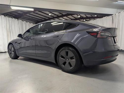 2022 Tesla Model 3 Standard Range