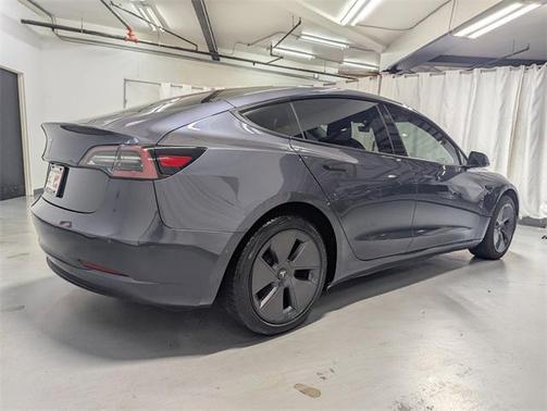 2022 Tesla Model 3 Standard Range
