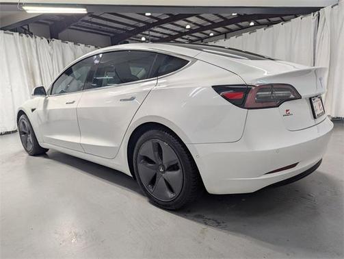 2020 Tesla Model 3 Standard Range
