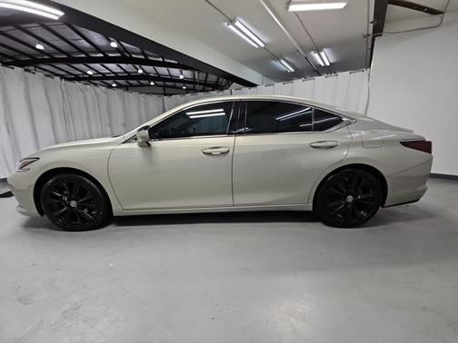 2021 Lexus ES 350 Base
