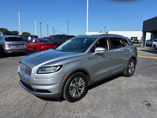 2022 Lincoln Nautilus Standard
