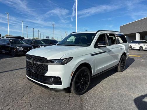 2025 Lincoln Navigator Reserve