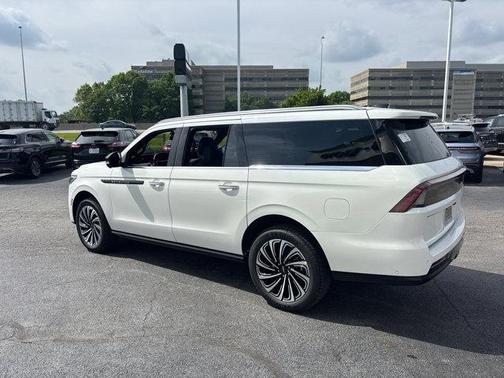 2025 Lincoln Navigator Black Label