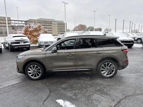 2025 Lincoln Corsair Premiere