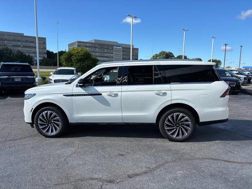 2025 Lincoln Navigator Black Label