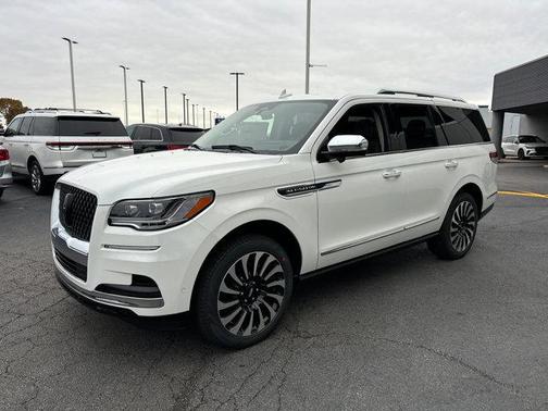 2024 Lincoln Navigator Black Label