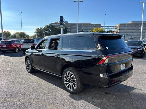 2025 Lincoln Navigator Black Label
