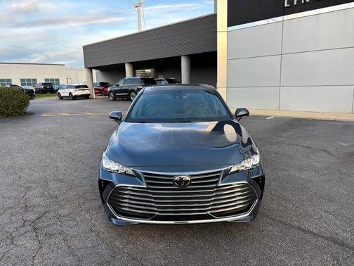 2019 Toyota Avalon XLE