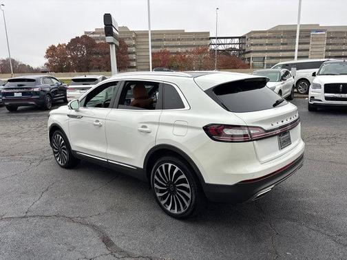 2022 Lincoln Nautilus Black Label